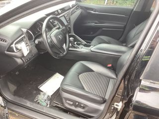 2018 Toyota Camry SE - Interior Front Seat Image
